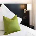 Men By Wmm Hotel