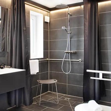 Hotel Men By Wmm *
