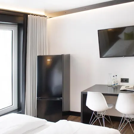 Men By Wmm Hotel Mengen
